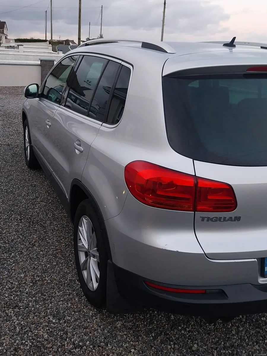 Volkswagen Tiguan Auto 4 Motion - Image 2
