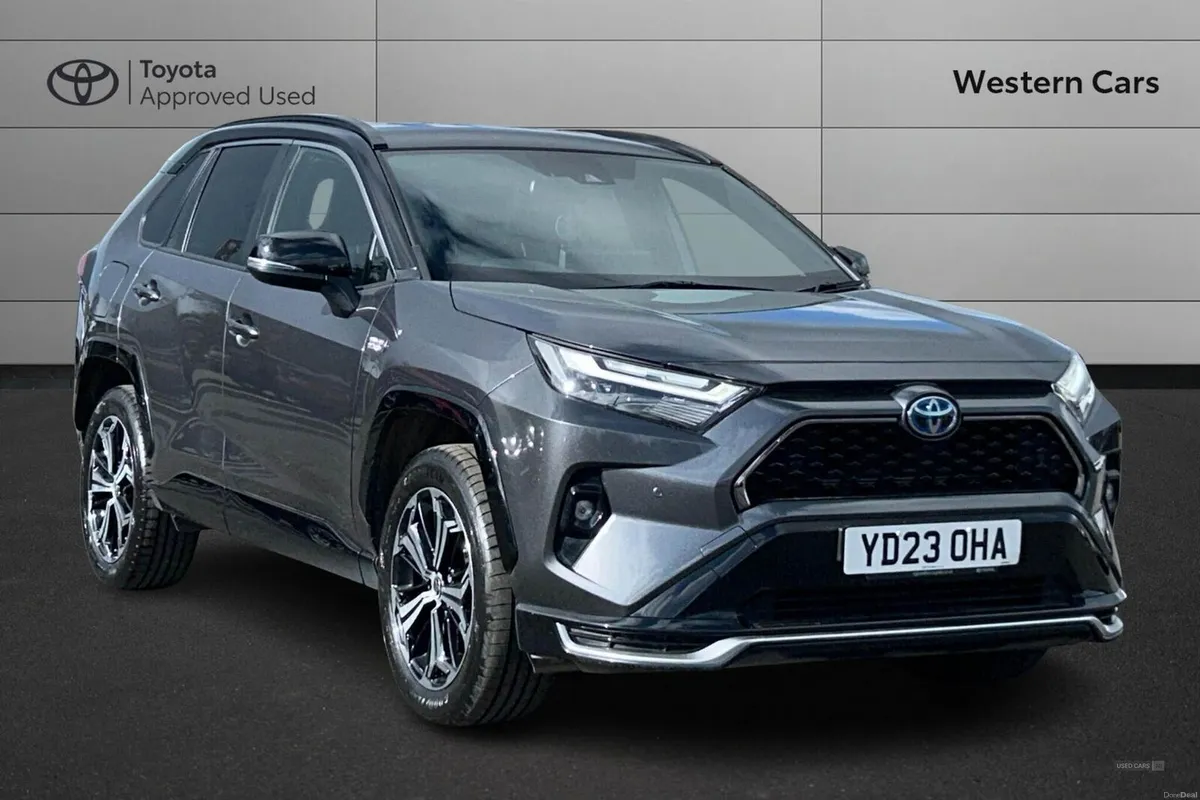 Toyota RAV4 2.5 VVT 18.1kWh Dynamic CVT 4WD Euro 6 - Image 1