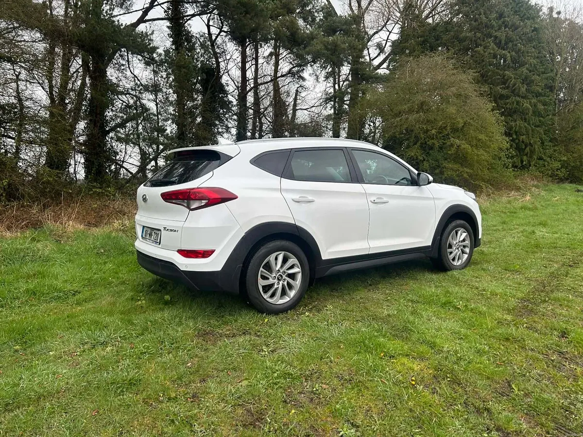 2016 Hyundai Tucson - Image 2