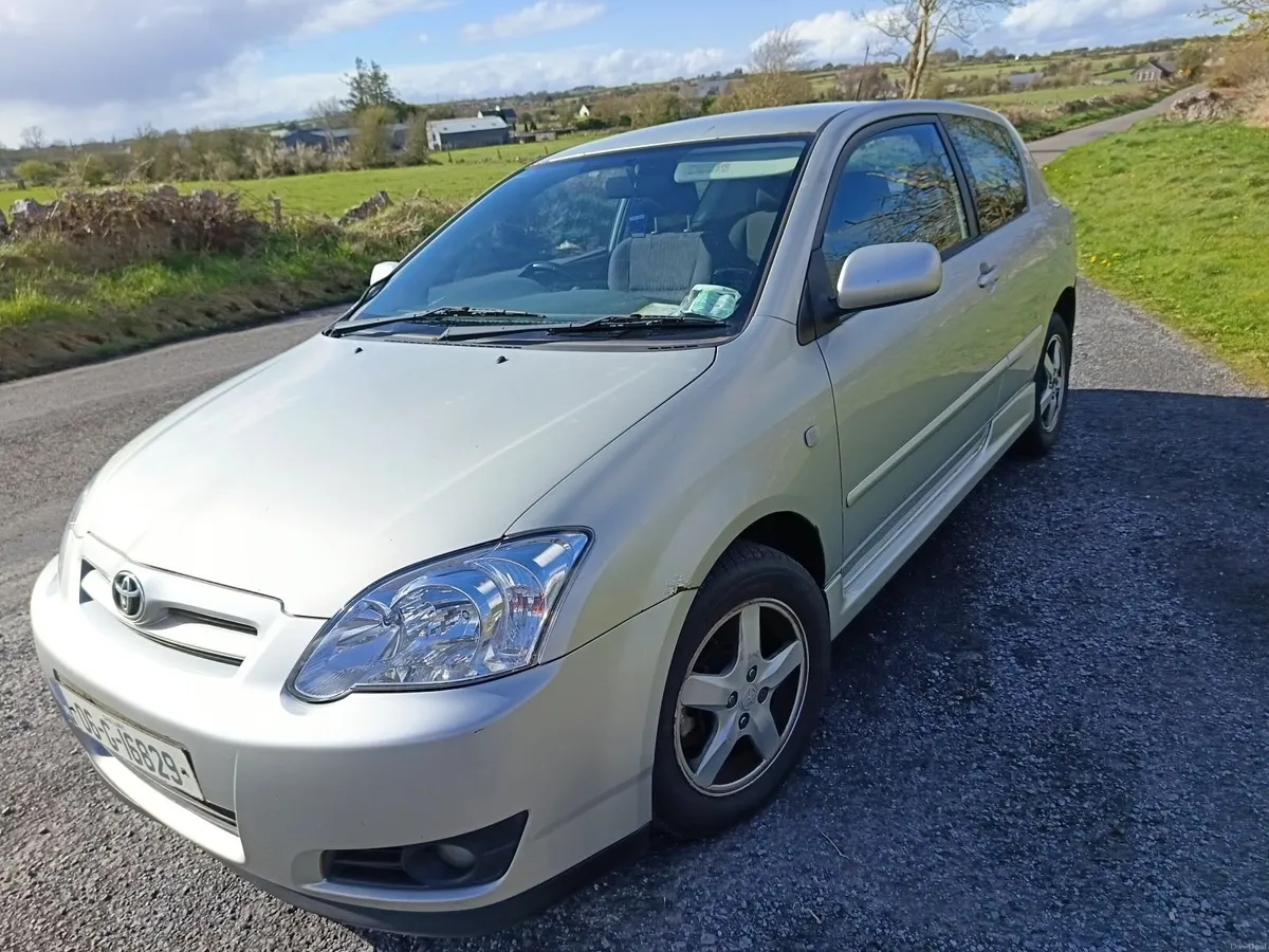 Toyota Corolla 2006 - Image 1