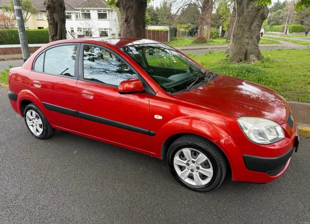 Kia Rio1.4 Petro good condition - Image 4