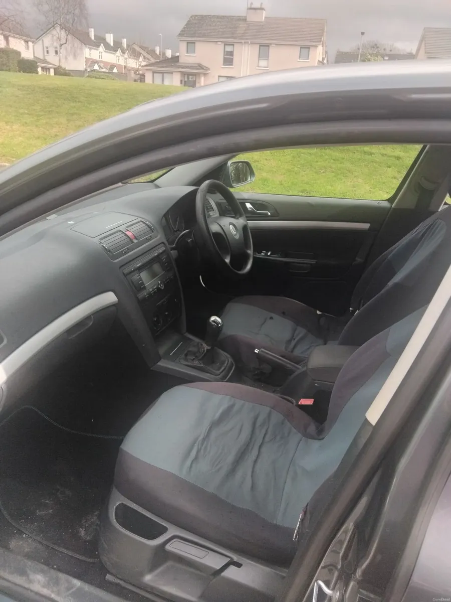 Skoda Octavia 2006 - Image 2