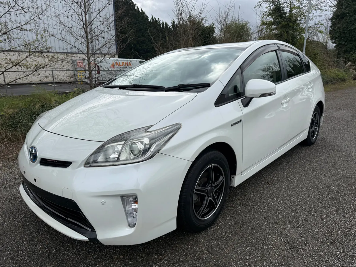 Toyota Prius 66.100km!!! - Image 2