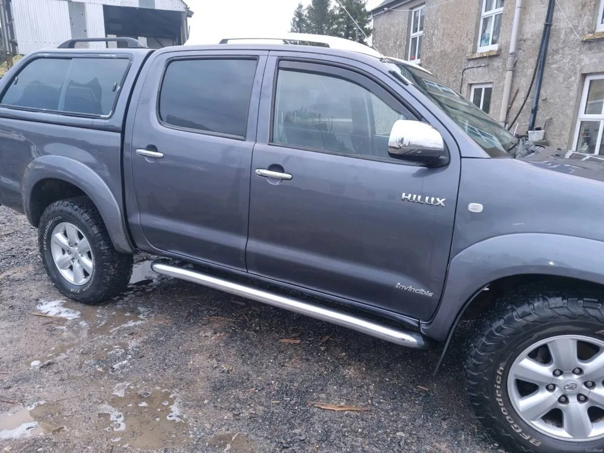 Toyota Hilux - Image 3