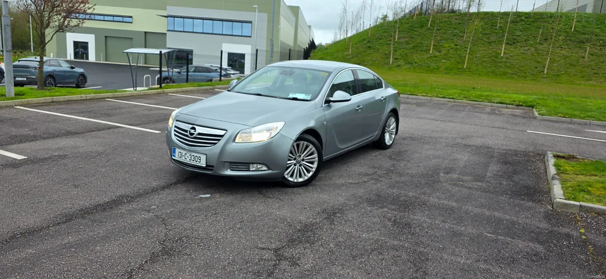 Opel Insignia Low Miles New NCT 06.27 Tax 11.26 - Image 1