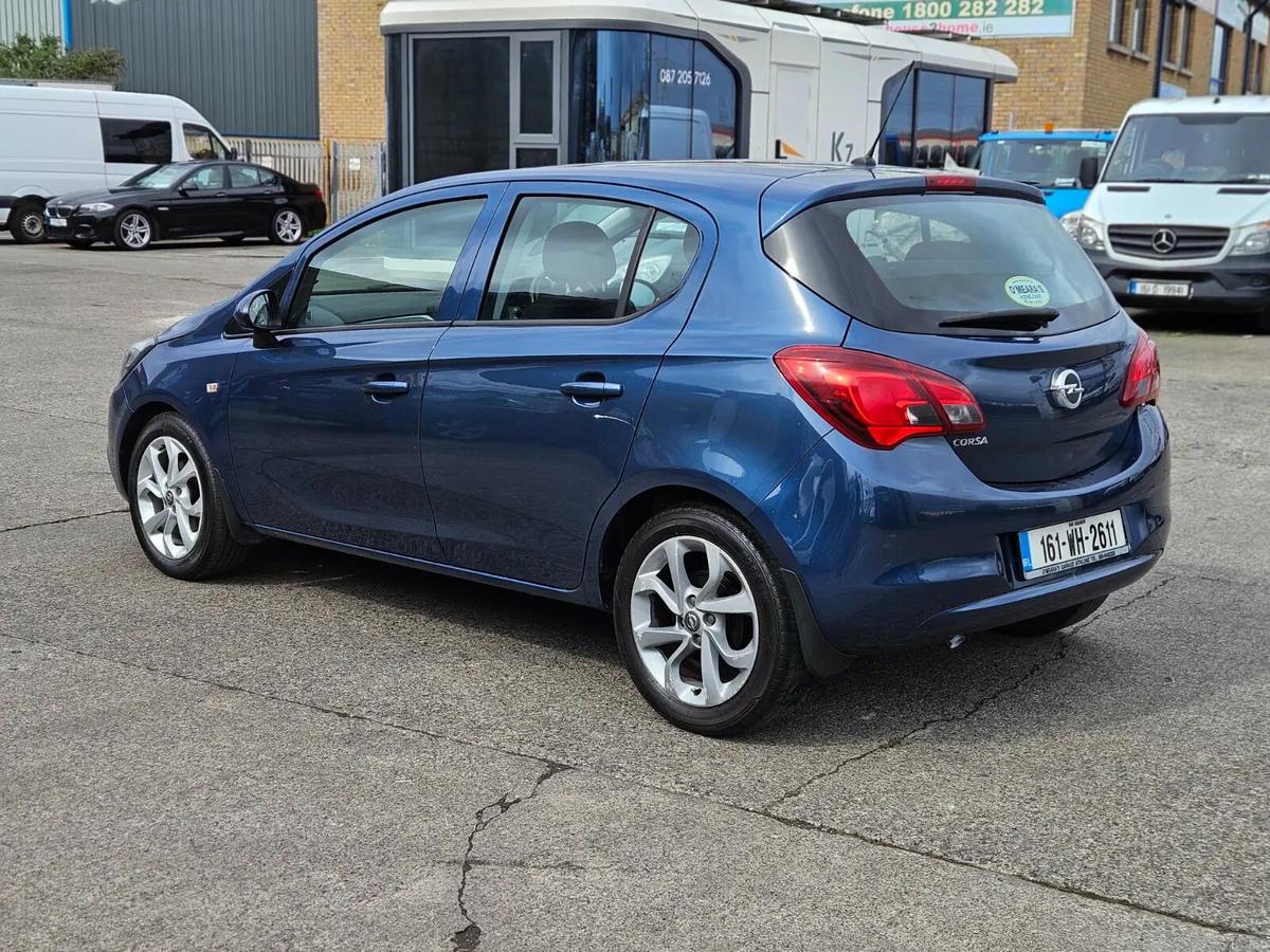 Opel Corsa 1.4 Automatic - Image 3
