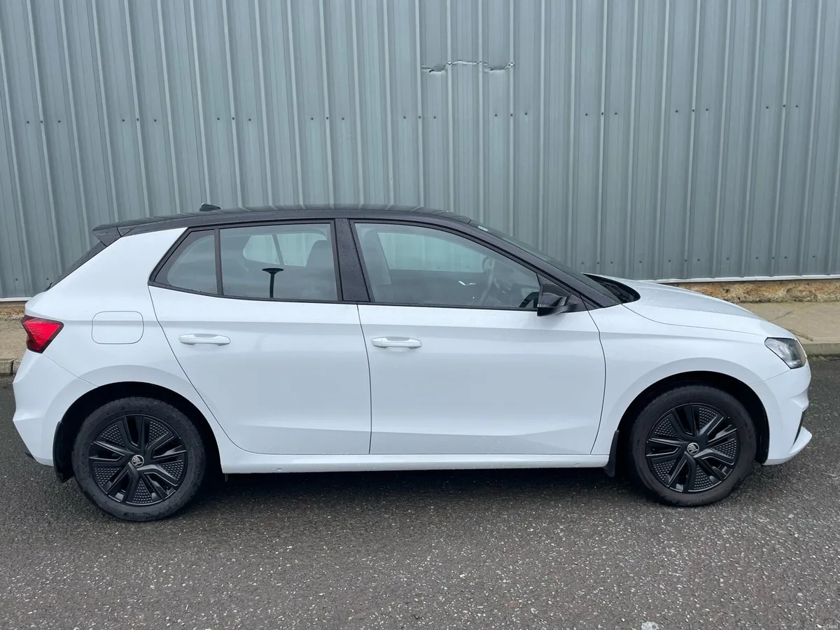 2023 Skoda Fabia AMB 1.0 MPI 65HP - Image 1