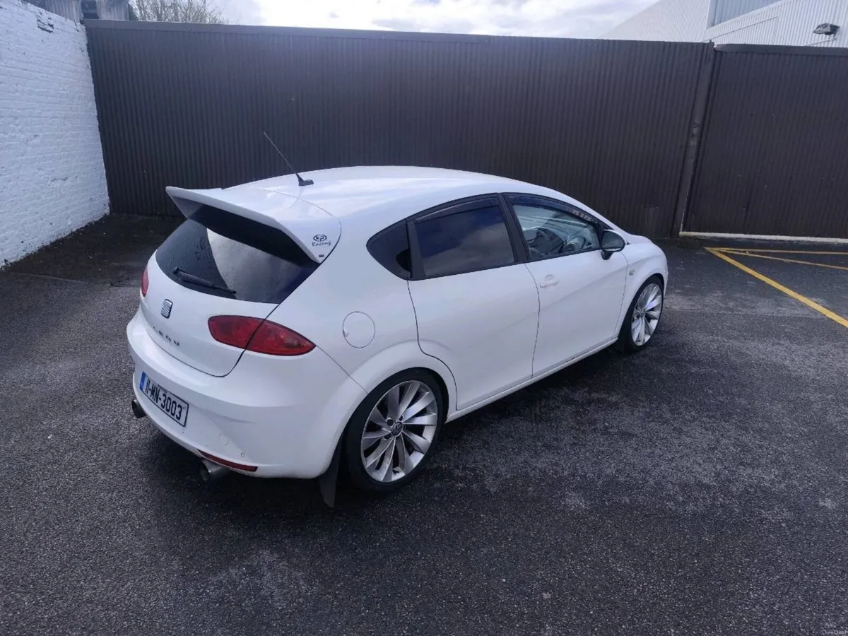 Seat Leon 1.6tdi (NCT MARCH 2027) - Image 2