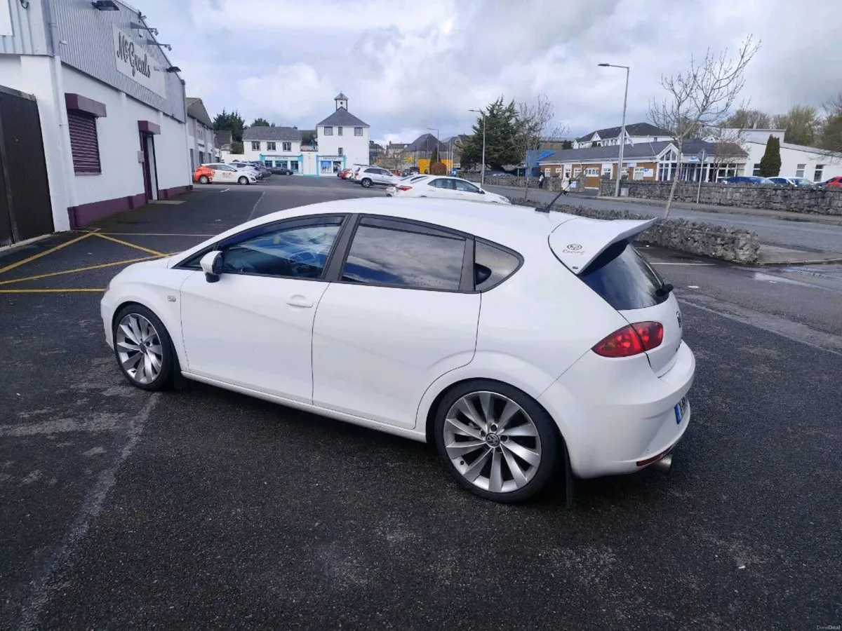 Seat Leon 1.6TDI (NCT MARCH 2027) - Image 1