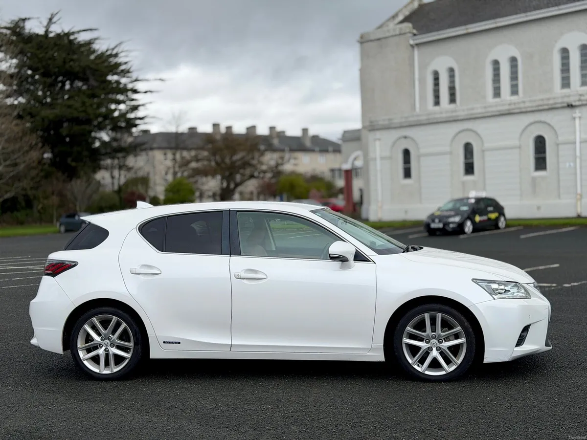 2014 LEXUS CT200H • F SPORT • NEW NCT - Image 2