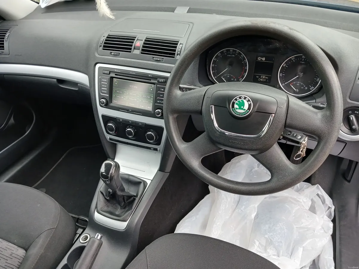 Skoda Octavia 2011 - Image 4