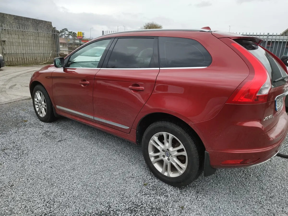 2015 Volvo XC60 2.0 D4 SE luxury awd 181bhp - Image 4