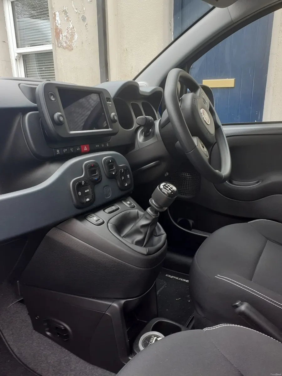 Fiat Panda cross  2023 - Image 4