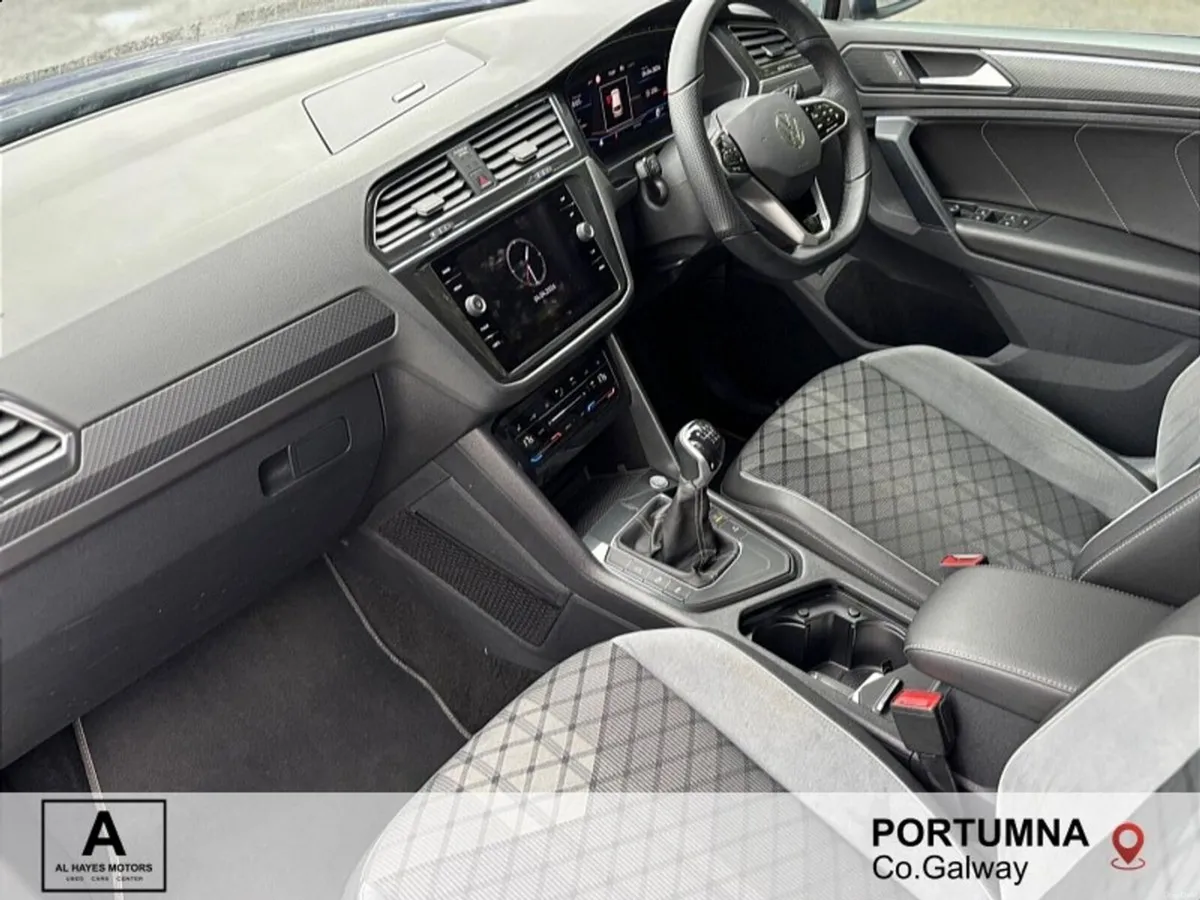 Volkswagen Tiguan R-LINE 2.0 TDI 150HP *BLACK PACK - Image 4