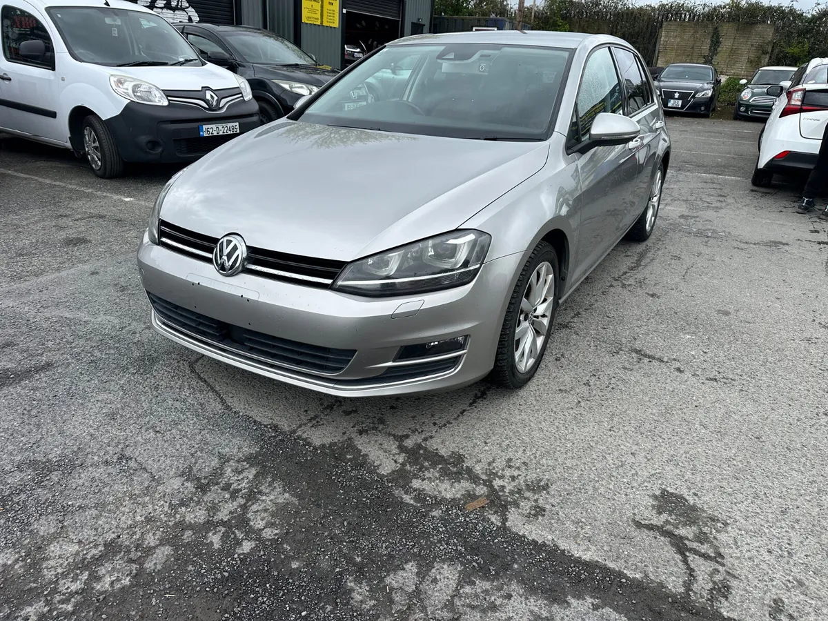 2015 Volkswagen Golf Automatic Leather Package - Image 2