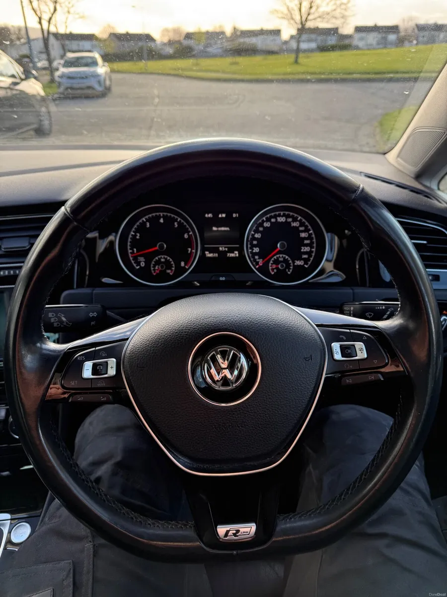 Volkswagen Golf 2017 - Image 3