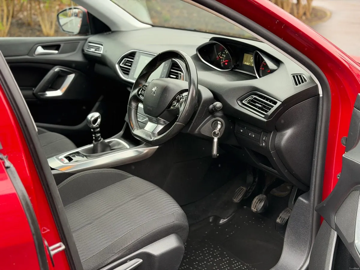 2014 Peugeot 308 1.6 diesel - Image 4