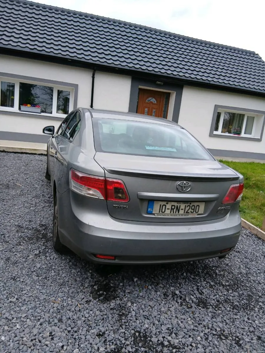 Toyota Avensis - Image 2