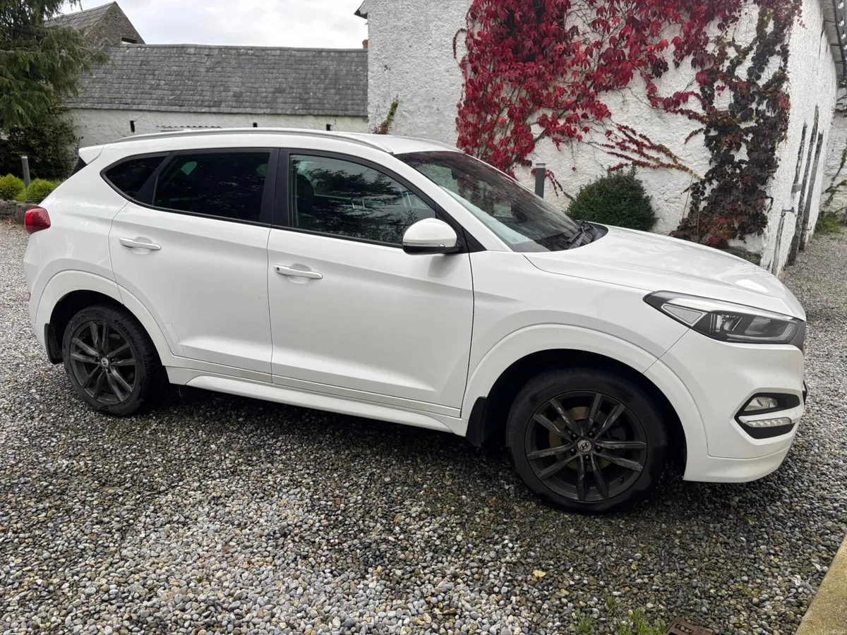 Hyundai Tucson (Executive) - Image 2