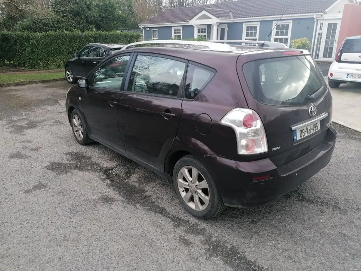 Toyota Corolla Verso, 7 seater, NCT & TAX (€2650) - Image 3