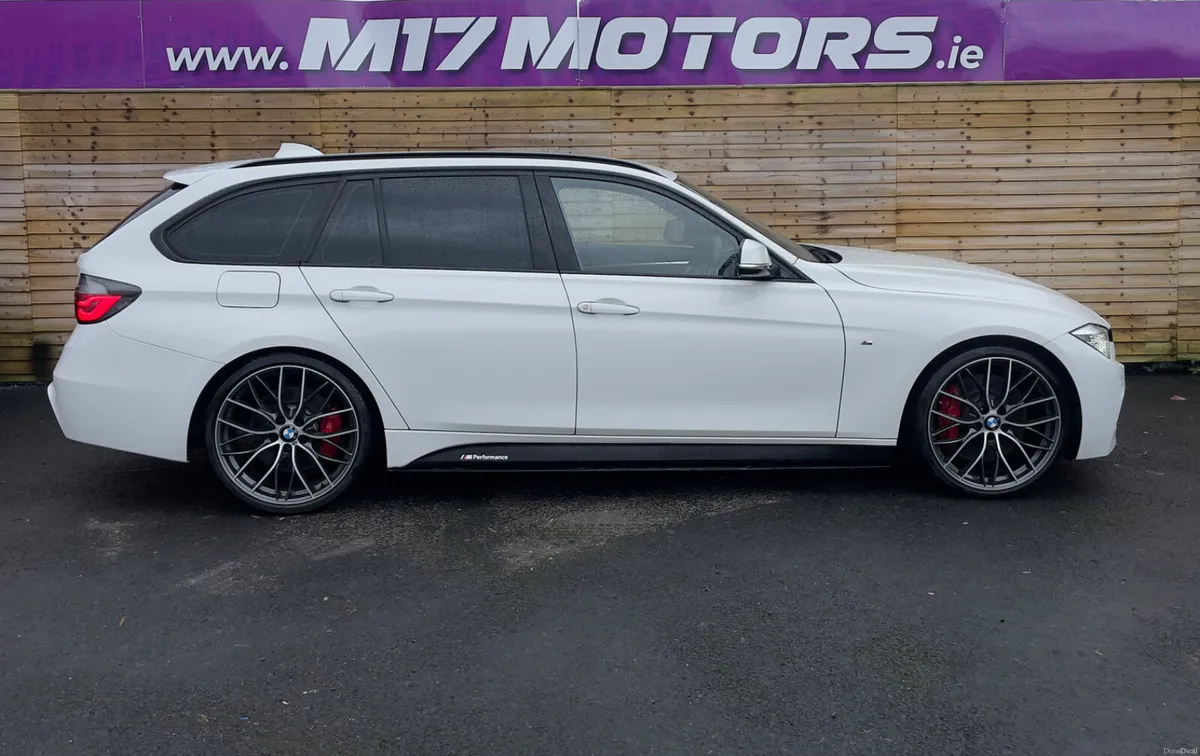 2016 BMW 320d MSport, Upgraded Alloys - Image 2