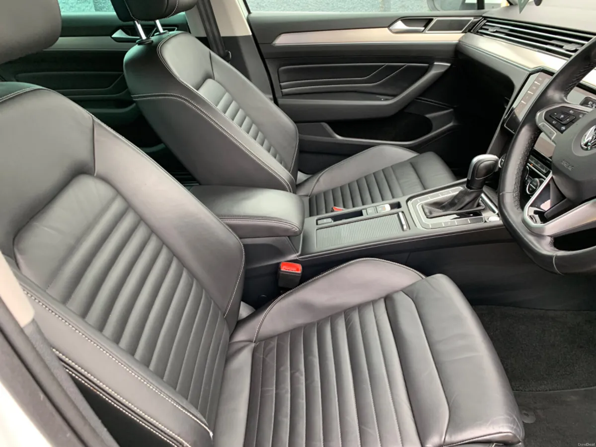 Volkswagen Passat 2020 2.0 elegance Automatic - Image 3