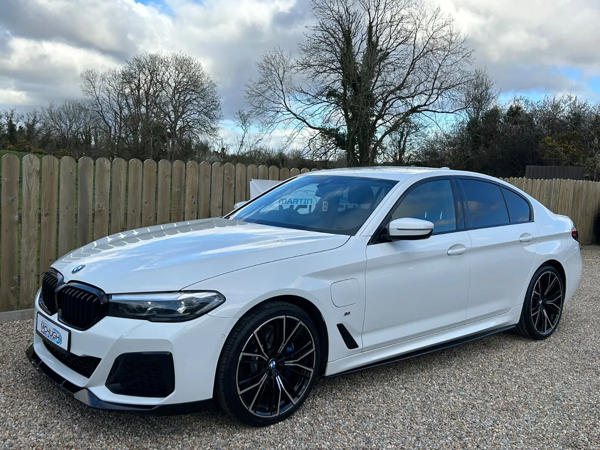 2021 Bmw 530e M Sport Pro Lci - Image 3
