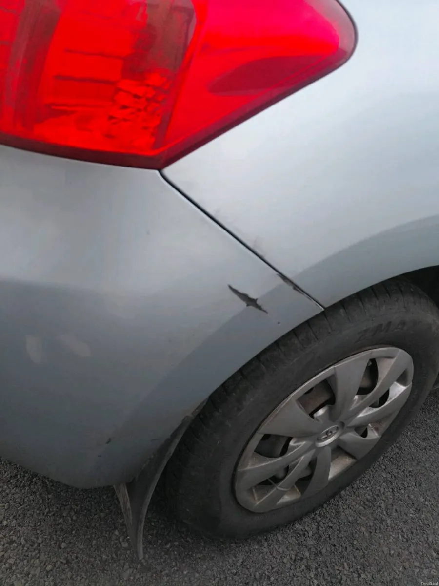 2009 1.4 Auris w/ test - Image 4