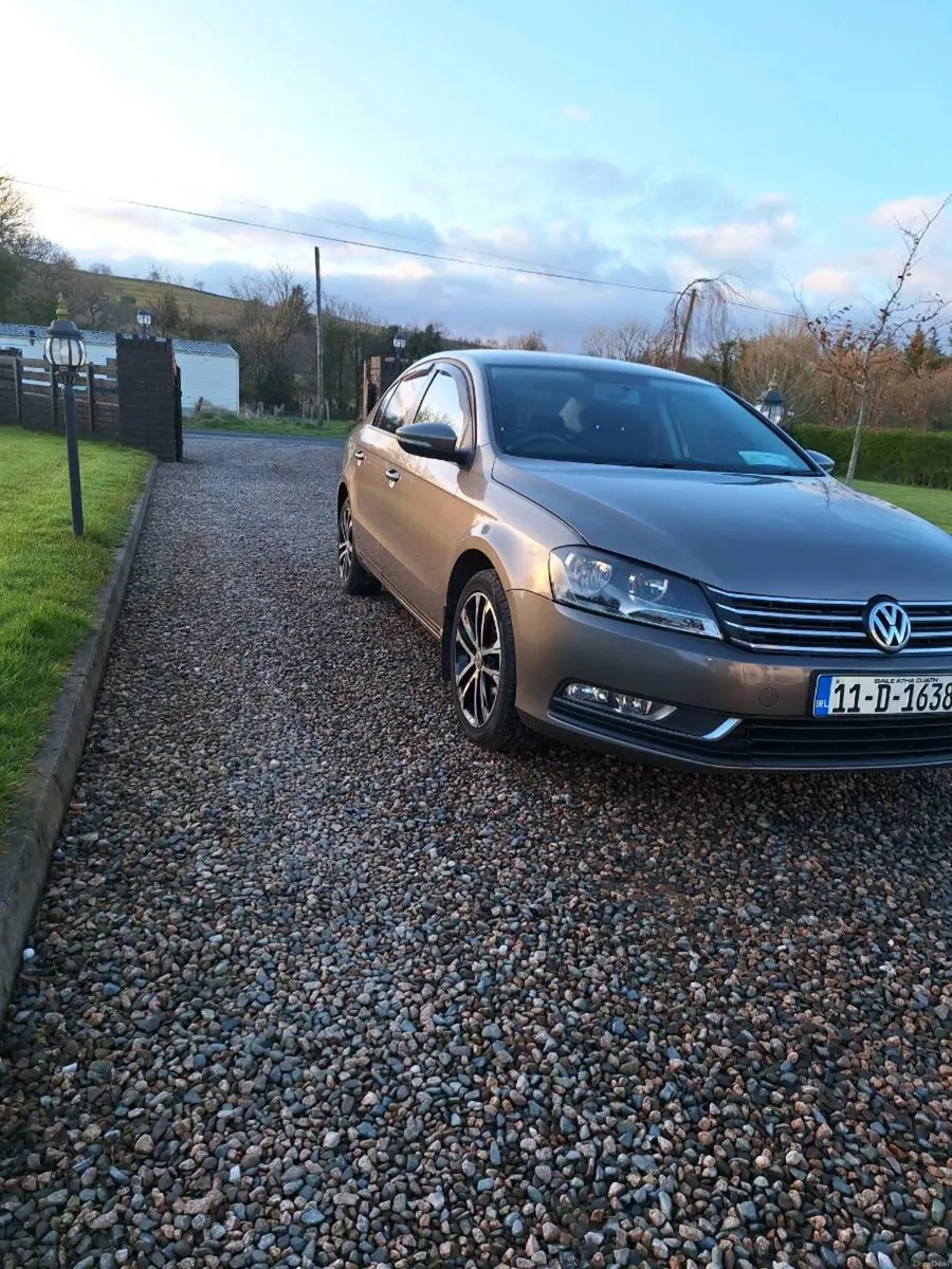 Volkswagen Passat - Image 4
