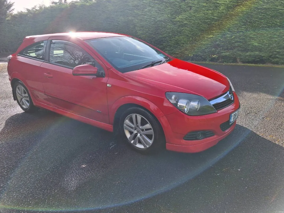 08 Opel astra for parts or repair - Image 1