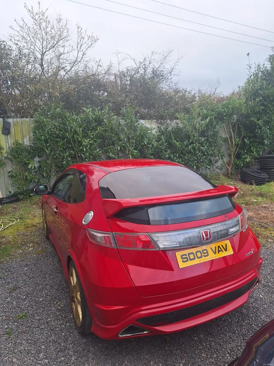 Honda civic FN2 TYPE R 2009 - Image 4