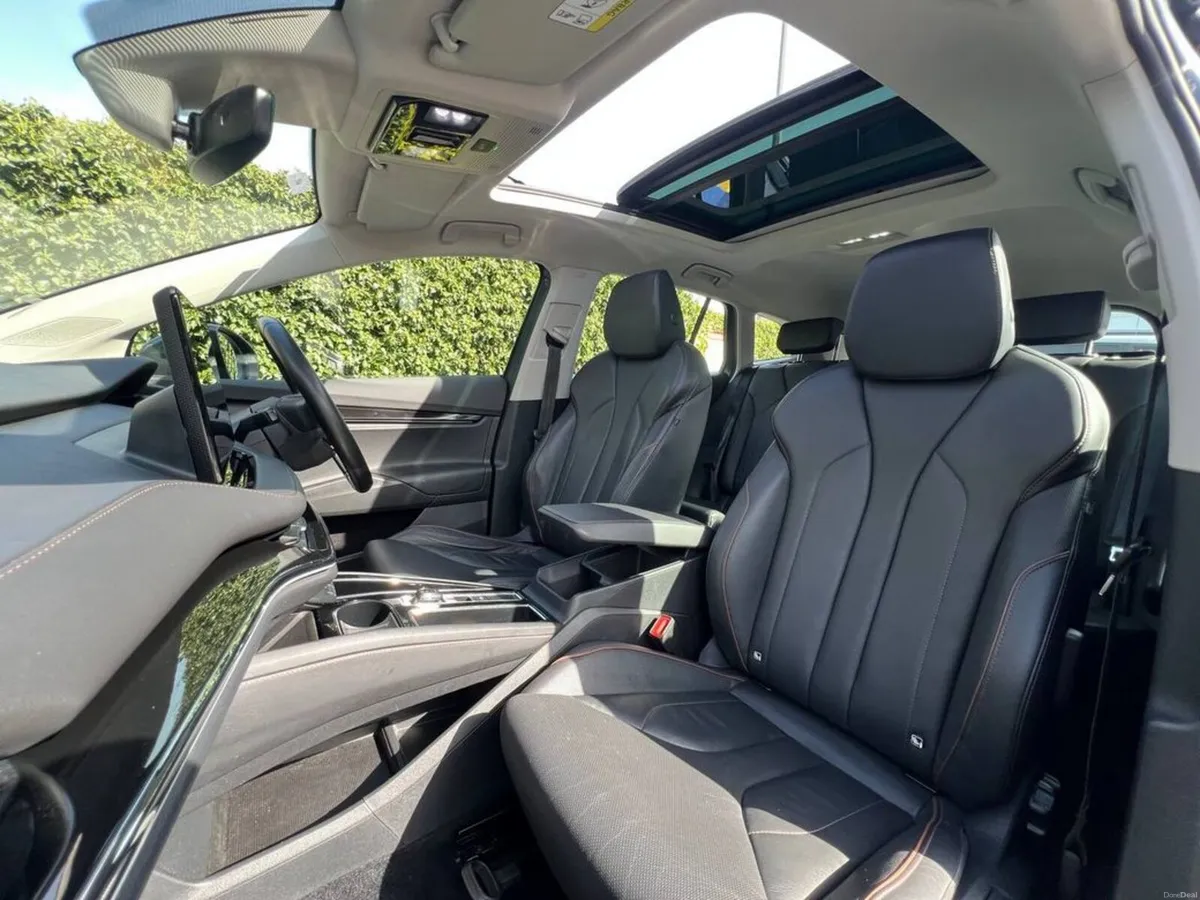 Skoda Enyaq IV 60 // OPENING PAN ROOF // LEATHER H - Image 2