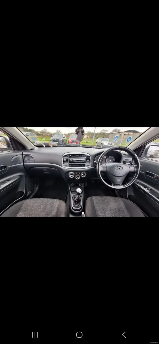 Hyundai Accent 2009 - Image 4