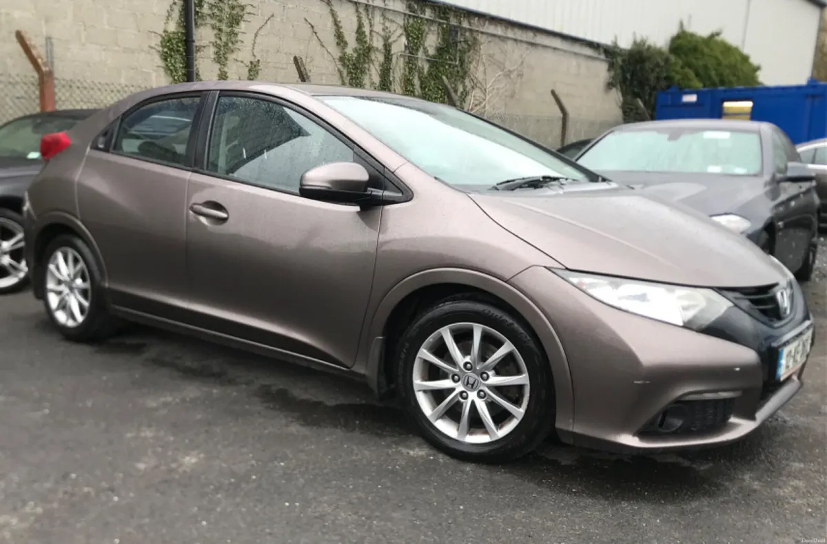 Honda Civic 2012 2.2 I-DTEC Elite Edition - Image 3