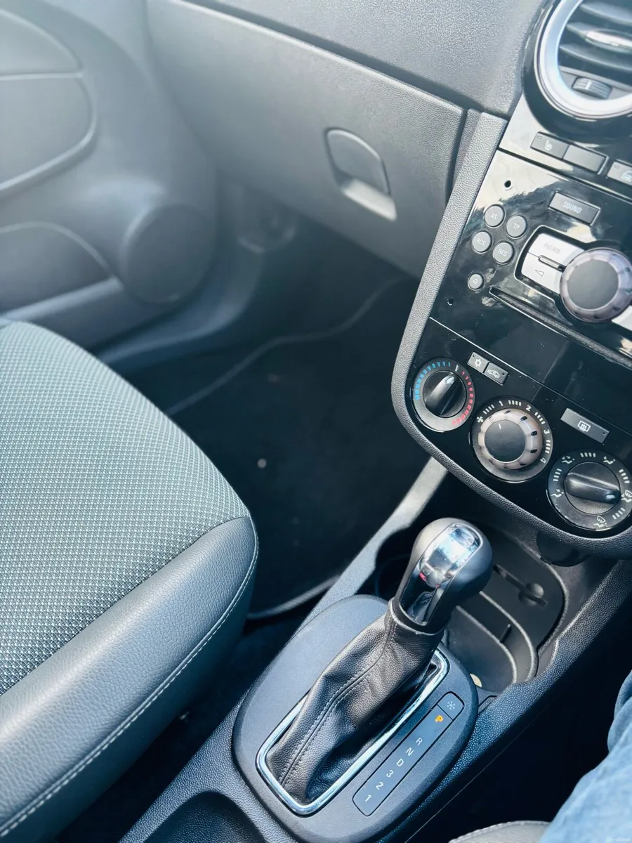 Corsa Automatic Low mileage - Image 3