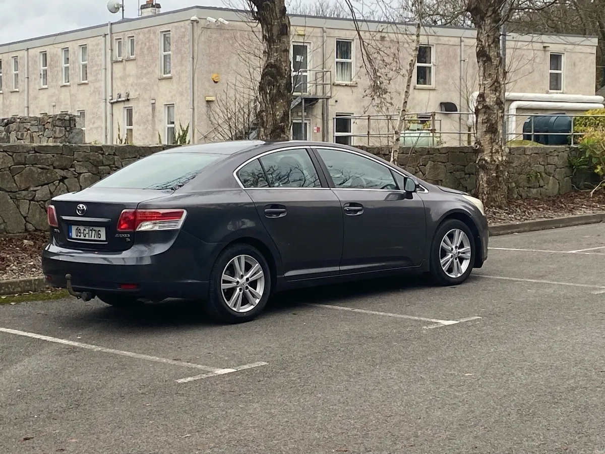 Toyota Avensis T4 - Image 1