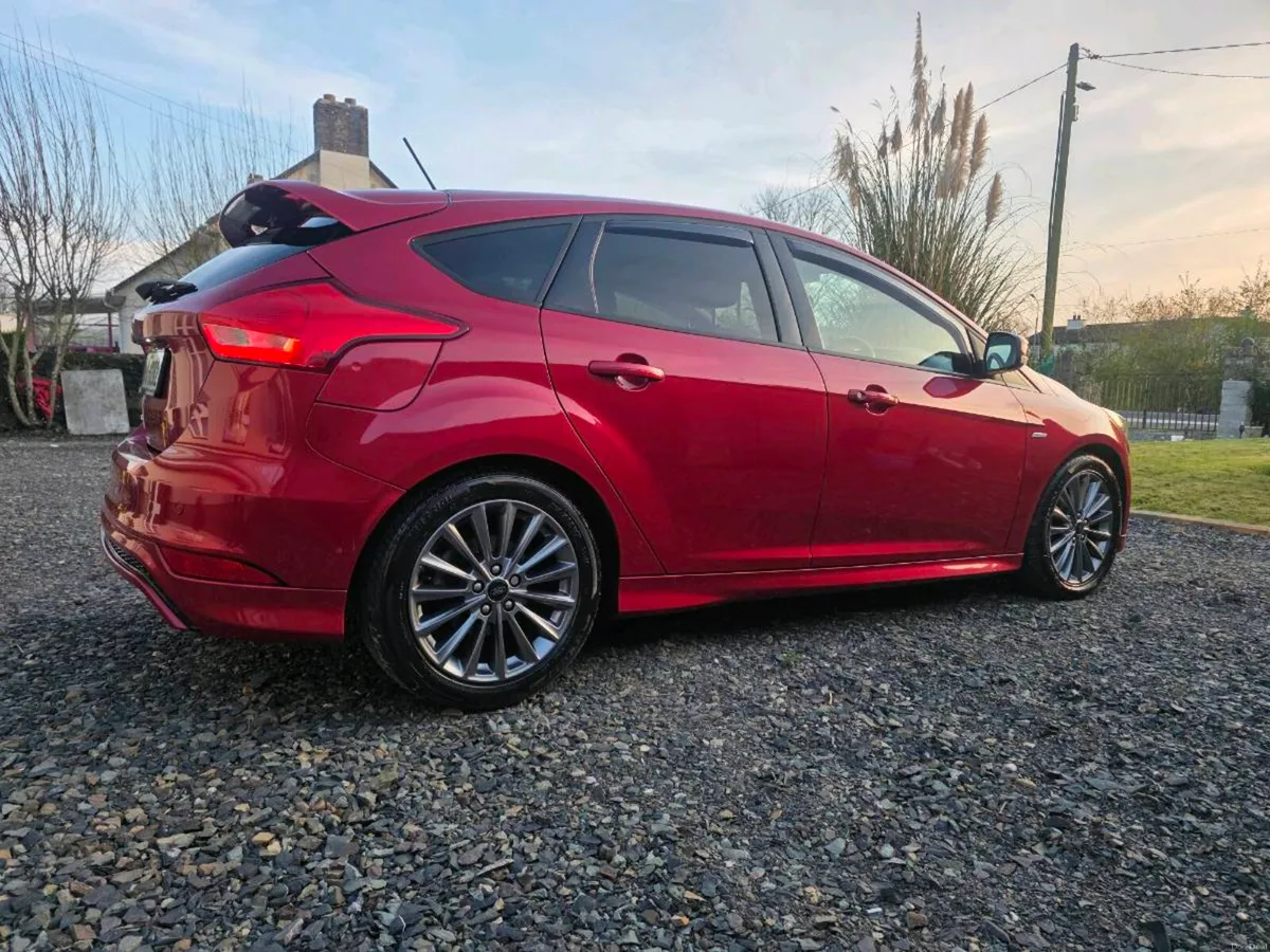 Ford Focus St-Line - Image 4
