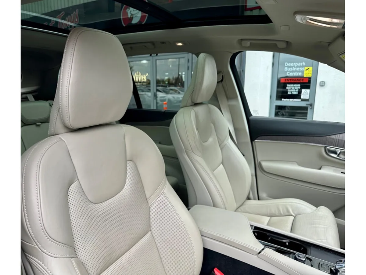 Volvo XC90 *COMING SOON* T8 PHEV PLUS DARK AWD 5DR - Image 2