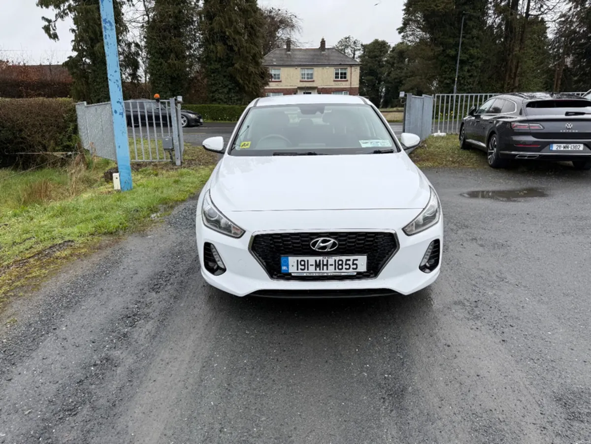 Hyundai i30 I 30 DELUXE 5DR - Image 2