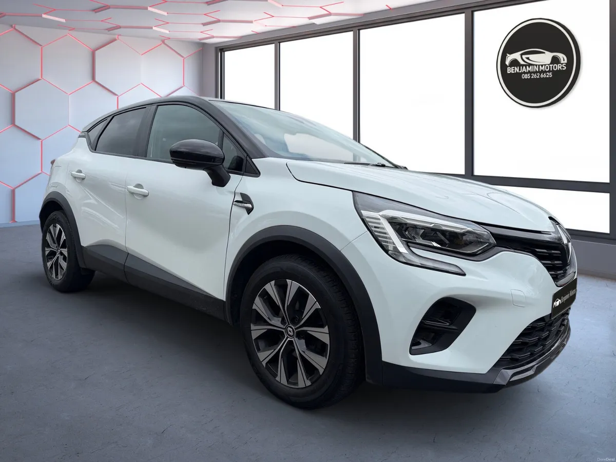 Renault Captur 2022 Limited Edition Low miles - Image 1