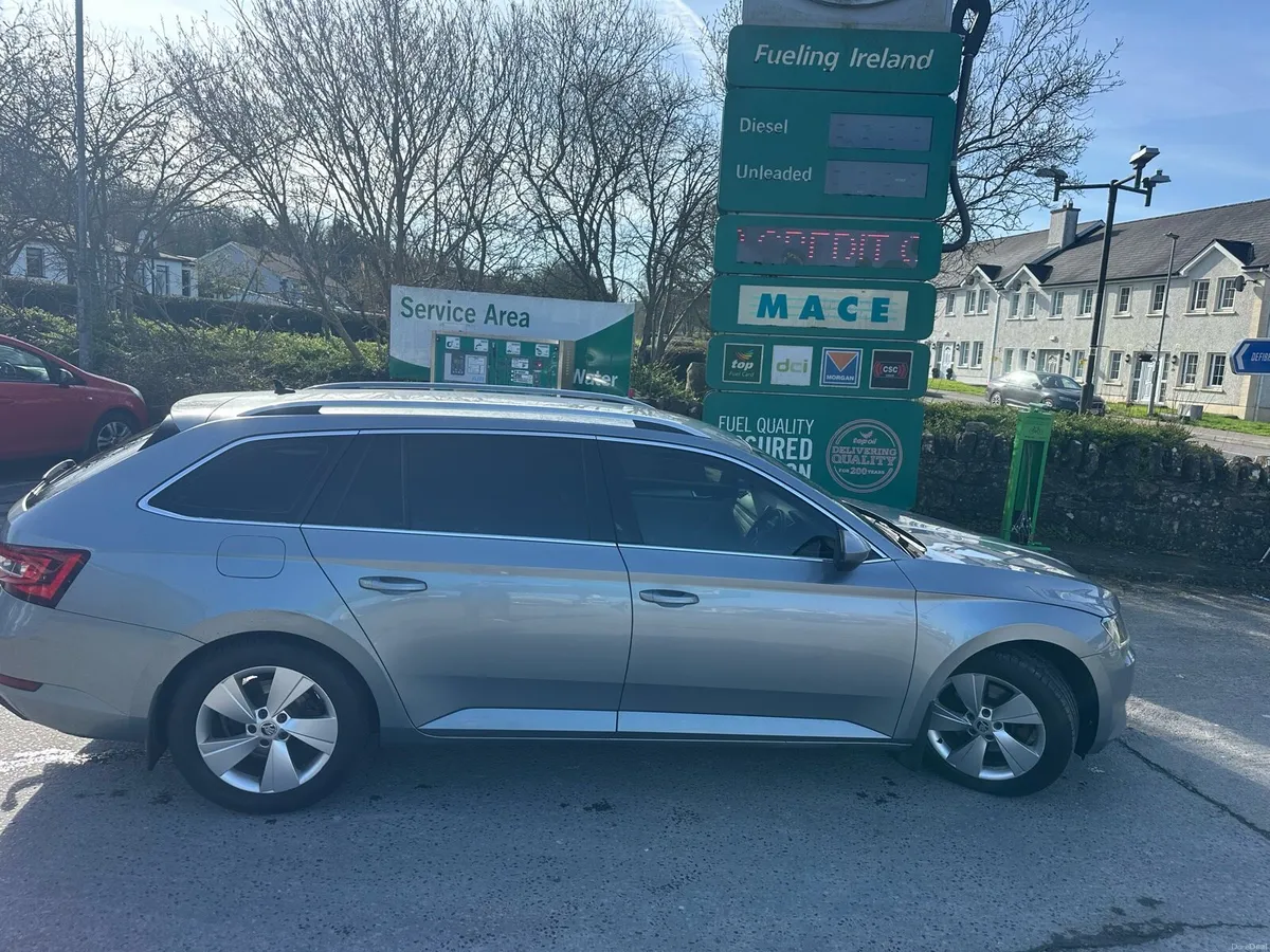 2016 Skoda Superb 2.0 TDI Estate - Image 6
