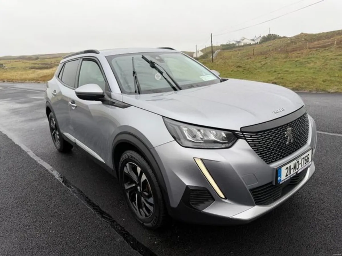 Peugeot 2008 Allure Puretech 1.2 5DR Auto - Image 1
