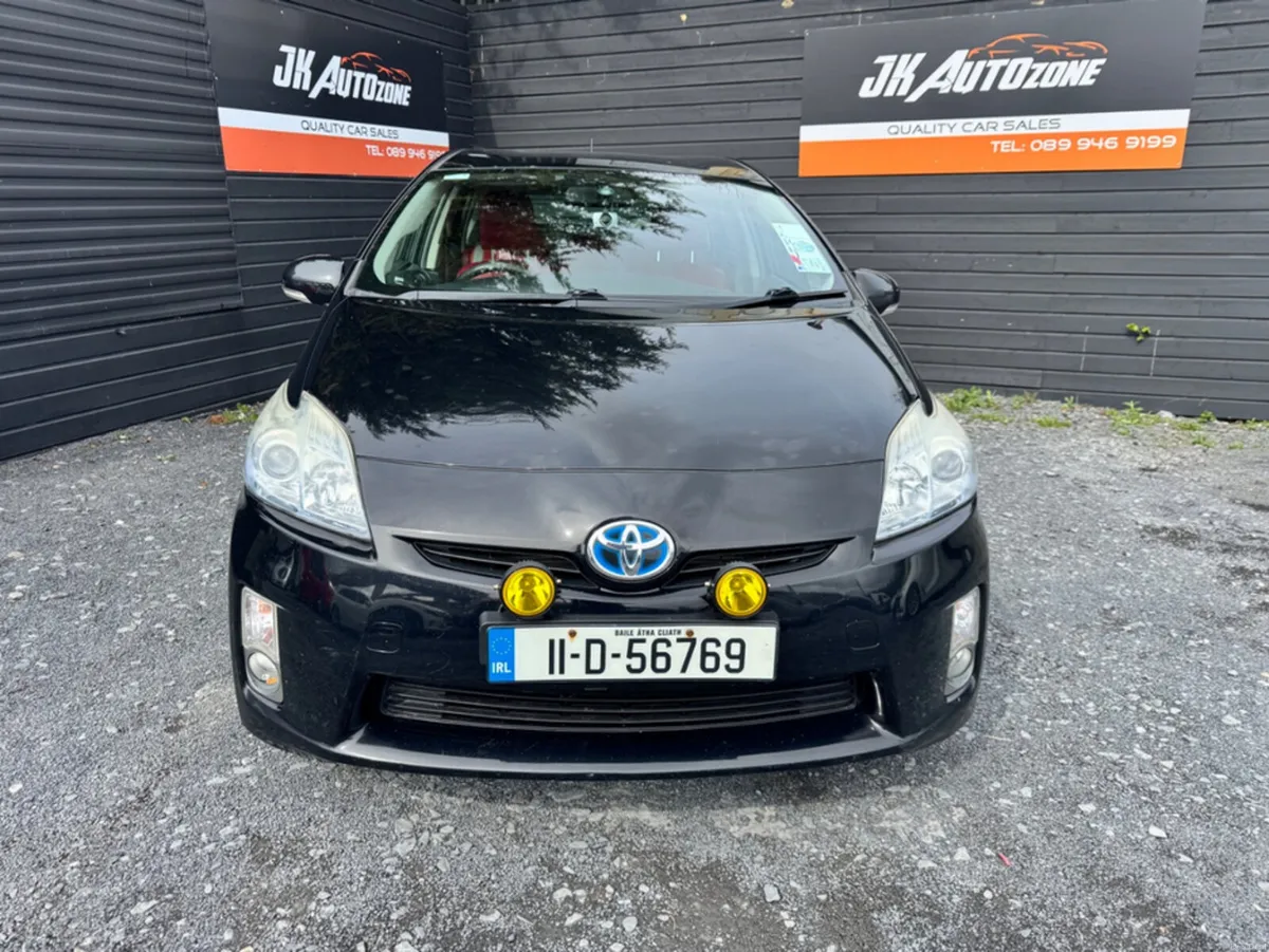 Toyota Prius 1.8 VVT-I T3 HYBRID 5DR AUTO - Image 2
