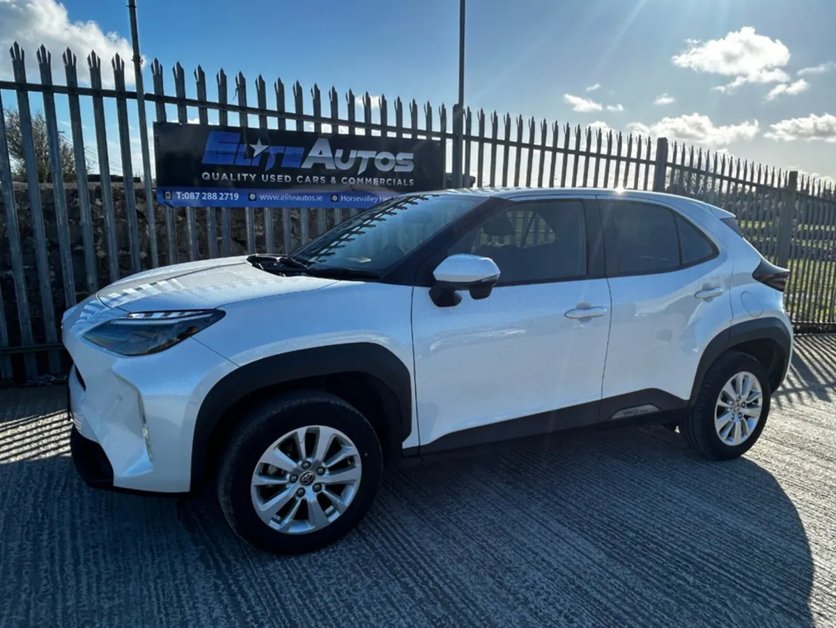 Toyota Yaris Cross Self Charging Hybrid - Image 4