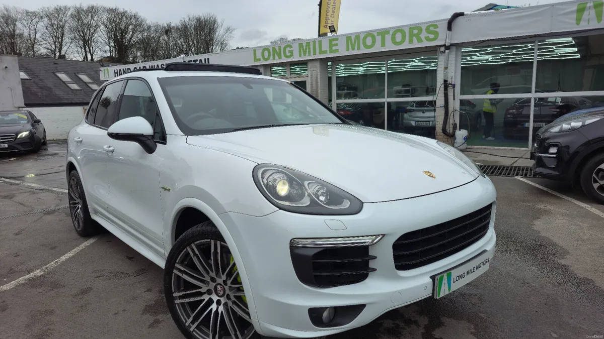 Porsche Cayenne hybrid S 416 BHP AA APPROVED - Image 4