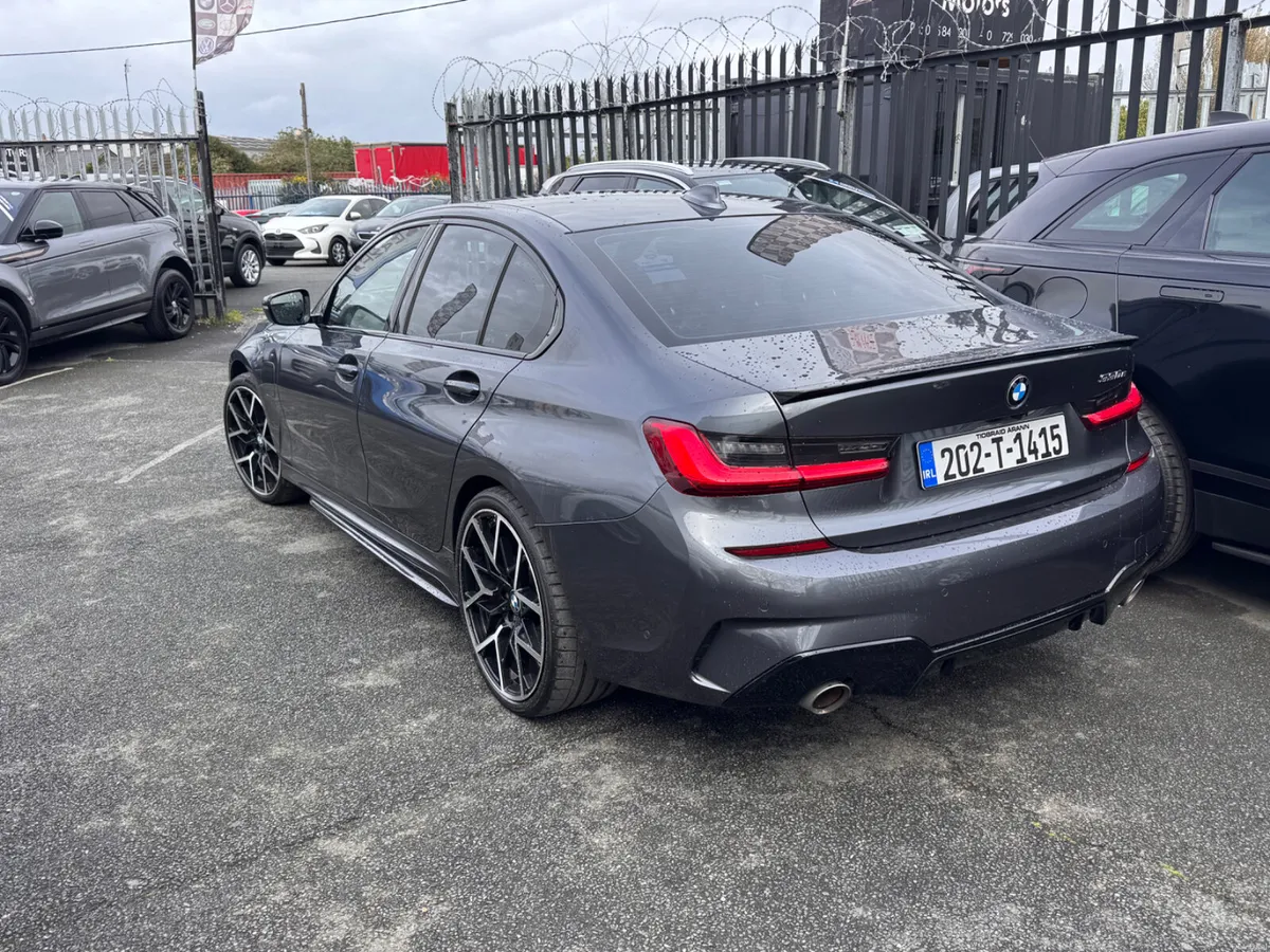 2020 BMW 3-Series Hybrid - Image 4