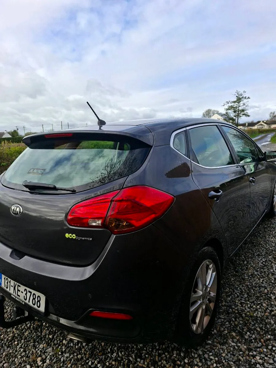 KIA CEED 2013 - Image 4