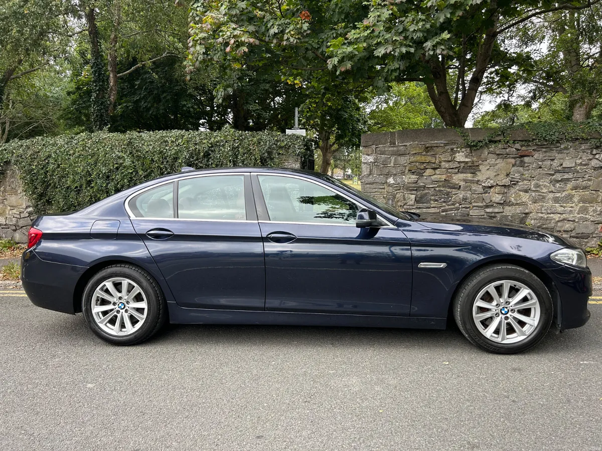 2014 BMW 5 SERIES AUTOMATIC BROWN DAKOTA LEATHER - Image 4