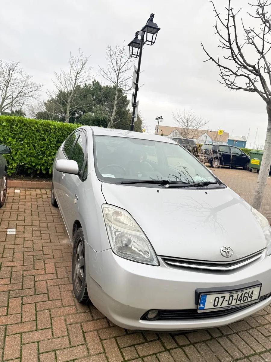 Toyota Prius 2007 - Image 2