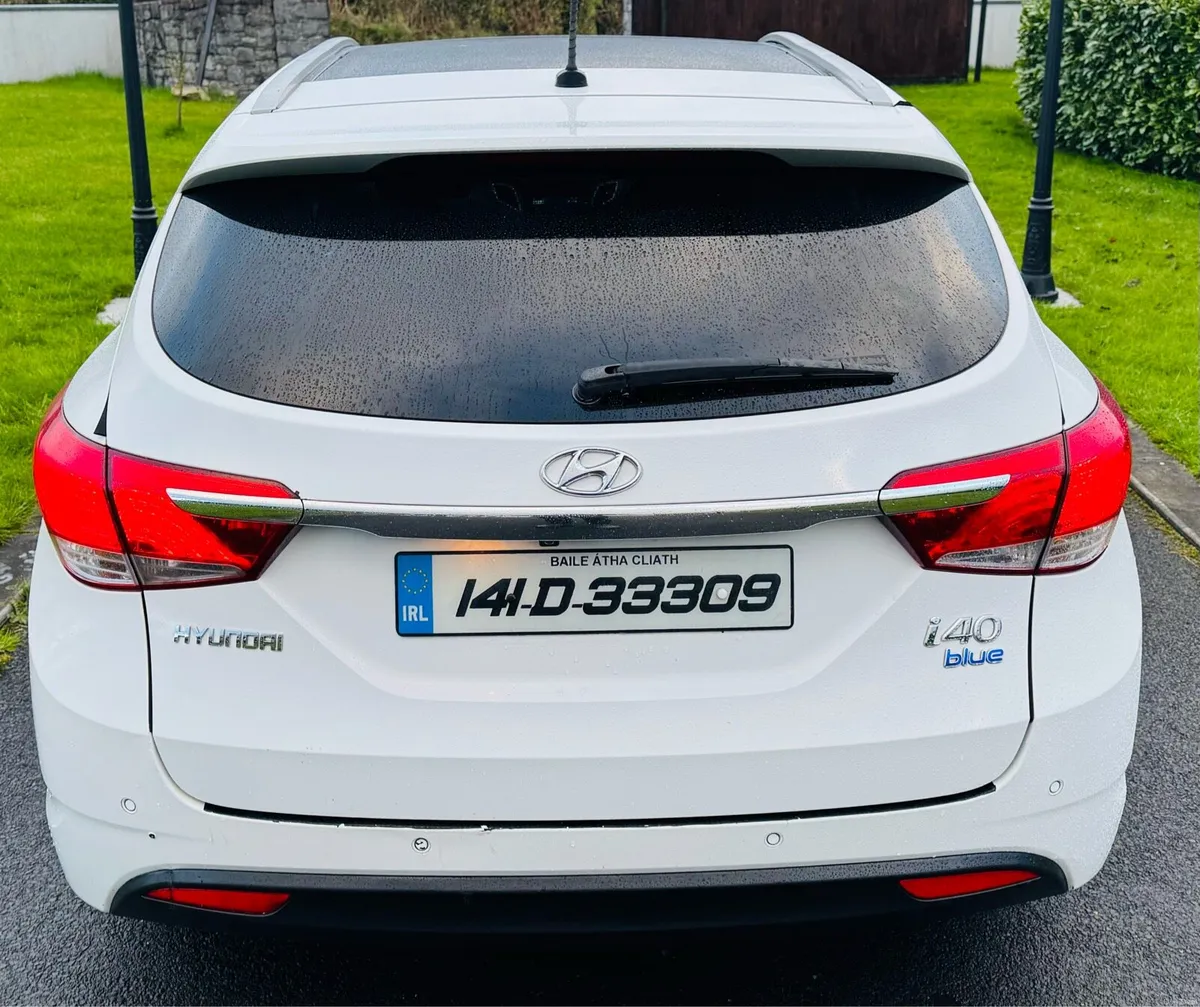 Hyundai i40 Top Spec  Immac Condition - Image 4